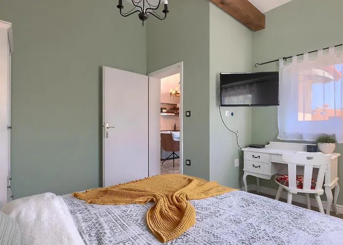 Krasna Kuca Дом отдыха