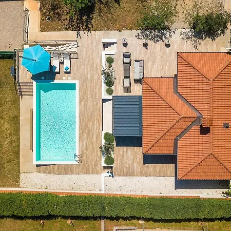 Krasna Kuca Hébergement de vacances Pula