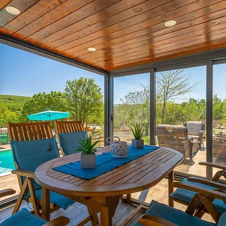 Krasna Kuca Ferienhaus