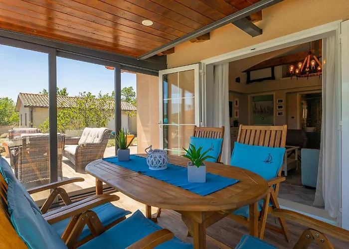 Holiday home Krasna Kuca *