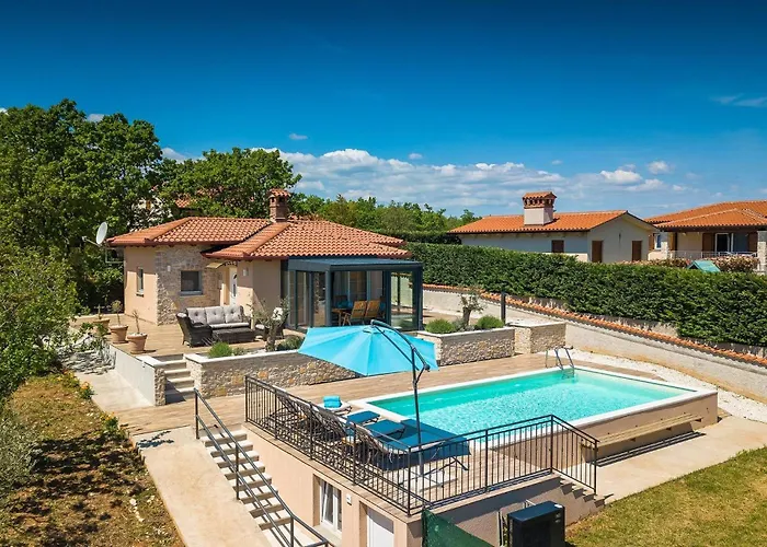 Krasna Kuca Holiday home Pula